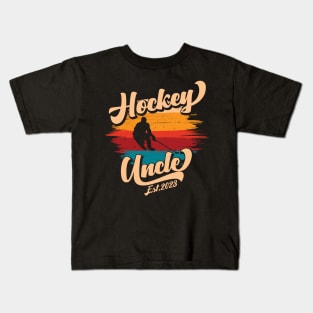 Hockey Uncle Est 2023 New Uncle Pregnancy Announcement Kids T-Shirt